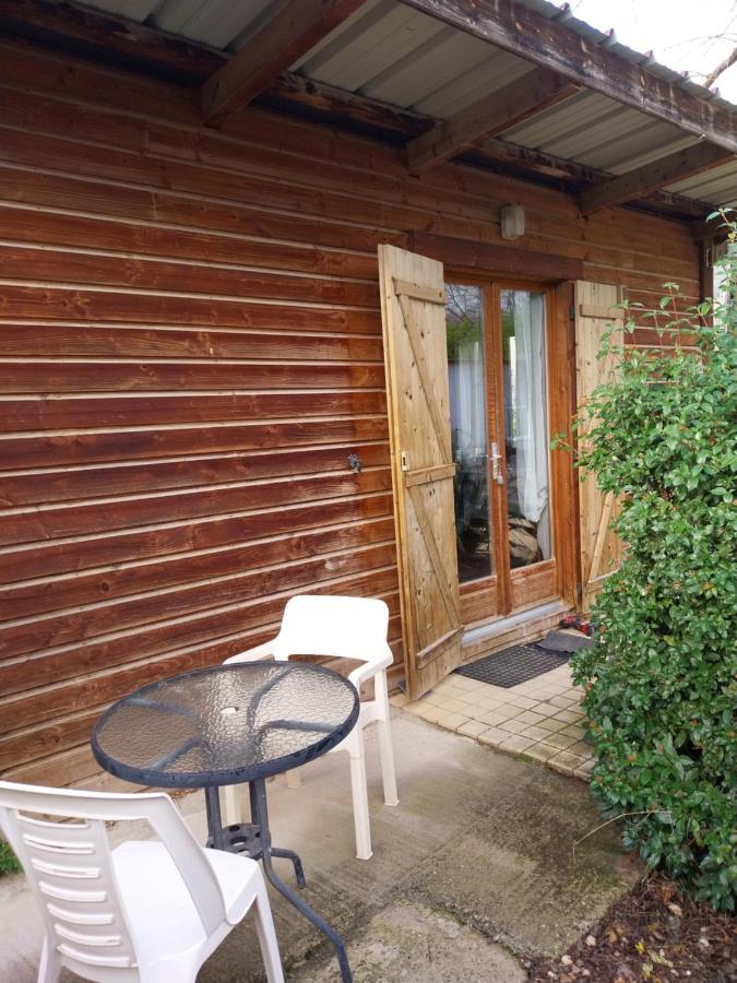 Le Petit Chalet Chanas Exterior photo